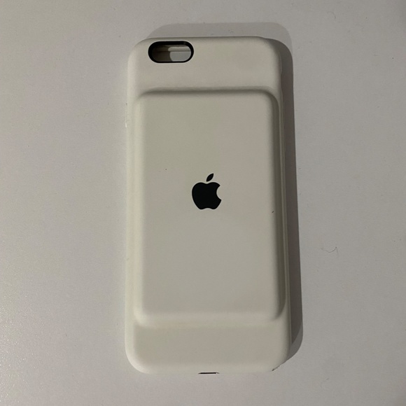 iPhone Smart Charging Case - Picture 4 of 6